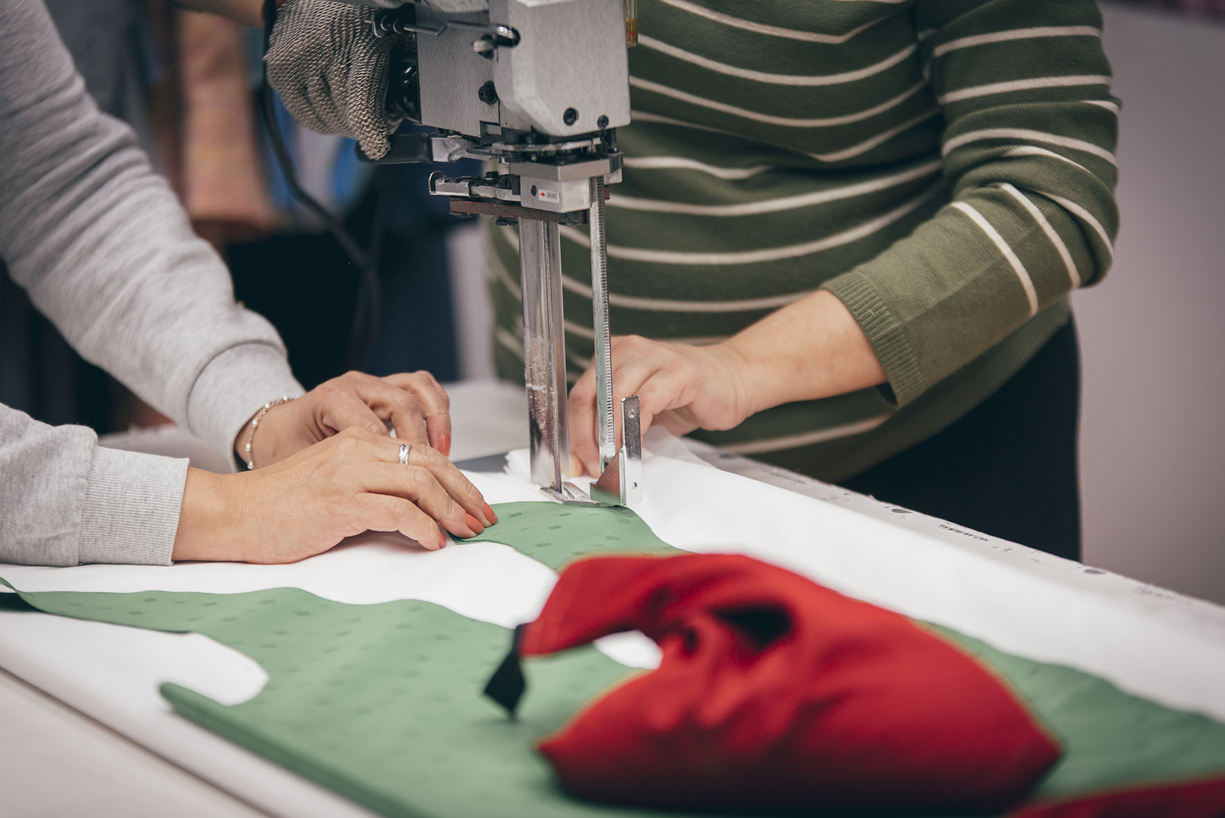 Hazlan Irun Confección Textil personalizado para cualquier sector